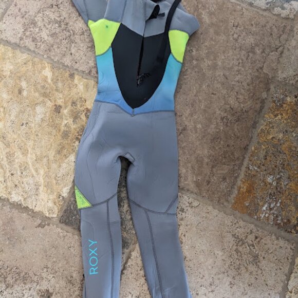 GENUINE QUIKSILVER RoxySynchro GBS Wetsuit 3/2mm SIZE 4 - Picture 3 of 3